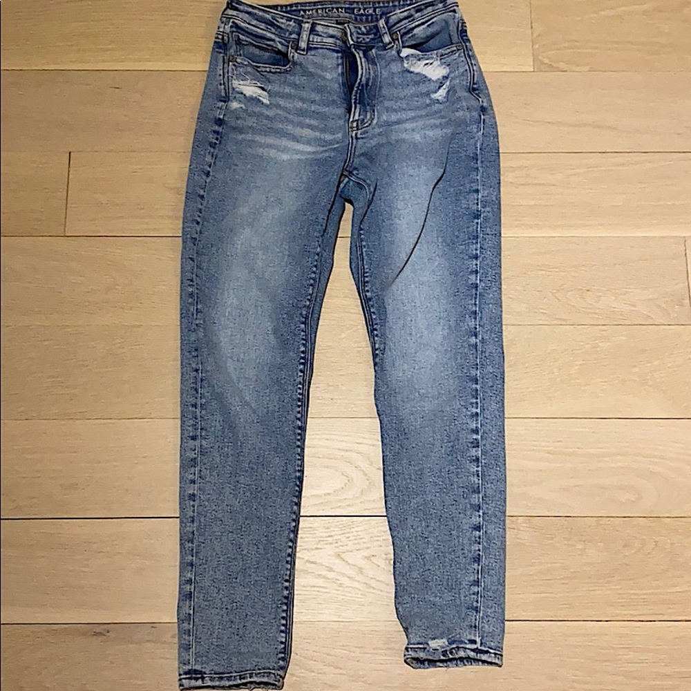 American Eagle Mom Jeans